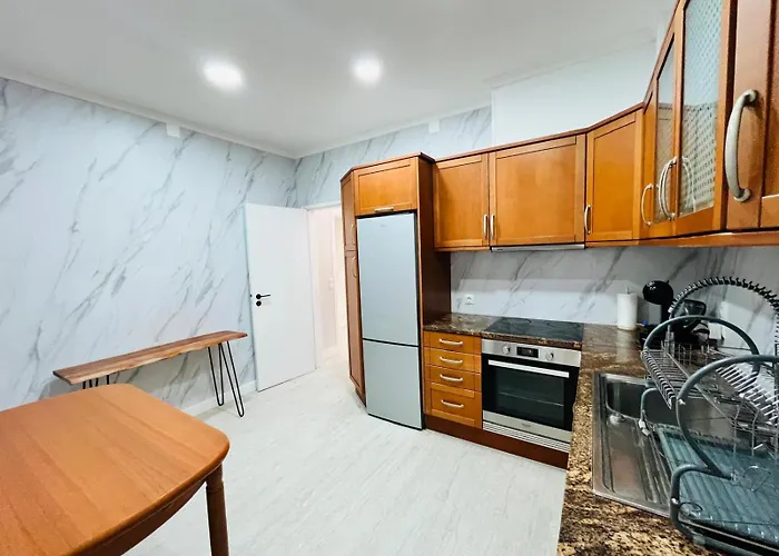 Brisamarvilas Sea View, 5 Min Walk To Town & * 알부페이라